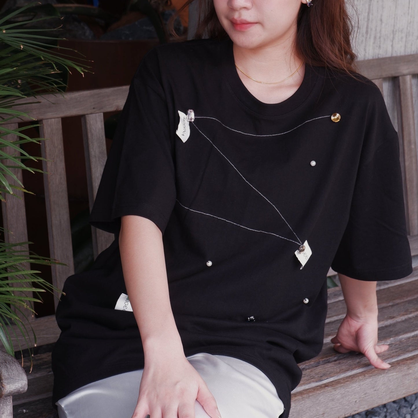 TREASUREHUNT BLACK SIGNATURE OVERSIZED TEE
