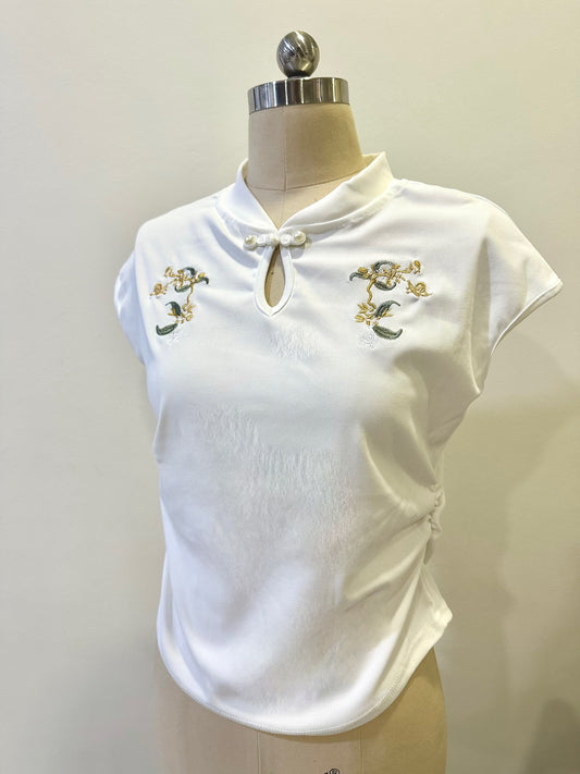 (PRE) CNY25' BASIC EMBROIDERED TOP (DISPATCH ON 16/10/2024)